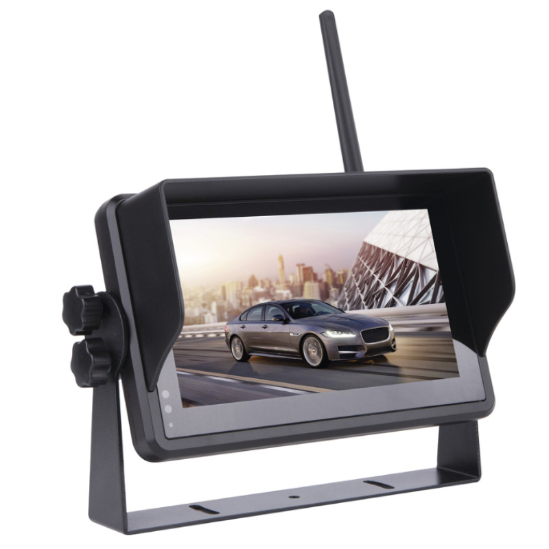 Sistema Profesional Inalámbrico de Cámara de Reversa Infrarroja y Monitor Touch de 7 para Vehículos de Trabajo y Montacargas image 6