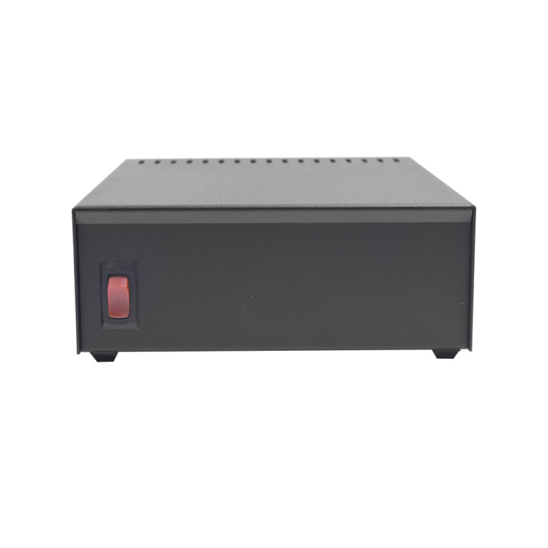 Fuente de poder Astron LinealRegulada con cavidad para radio | Salidas138Vcc 11A