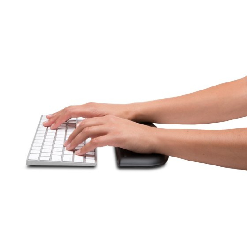 Kensington ErgoSoft™ Wrist Rest for Slim, Compact Keyboards image 3