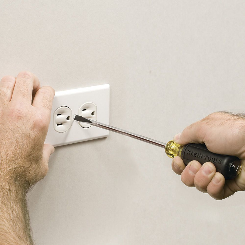 Juego de desarmadores de punta ranurada y Phillips de 4 piezas image 7