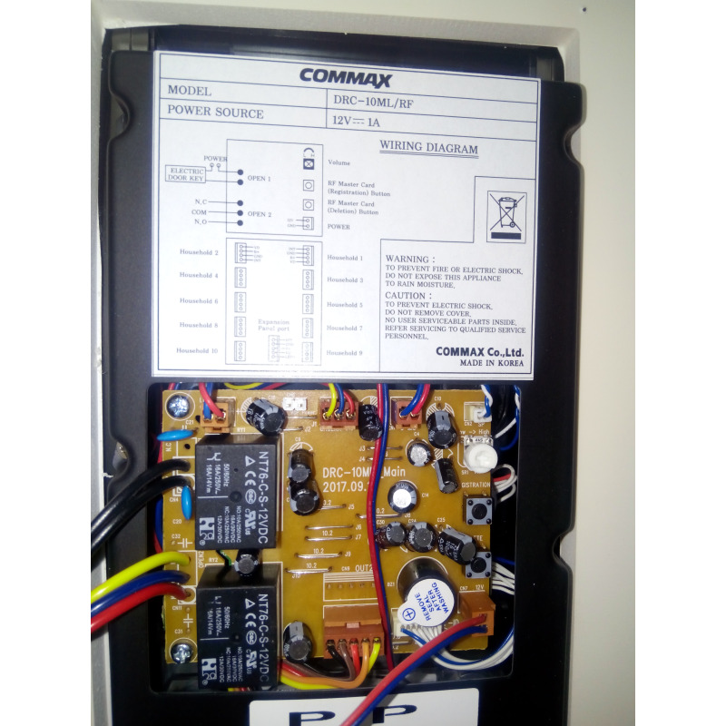 COMMAX DRC10MLRF1 - Frente de calle para 10 apartamentos compatible con monitores  Commax, conexión directa a 4 hilos al monitor sin distribuidores, salidas NO y NC para apertura de puerta con tarjeta mifare o desde monitor image 5